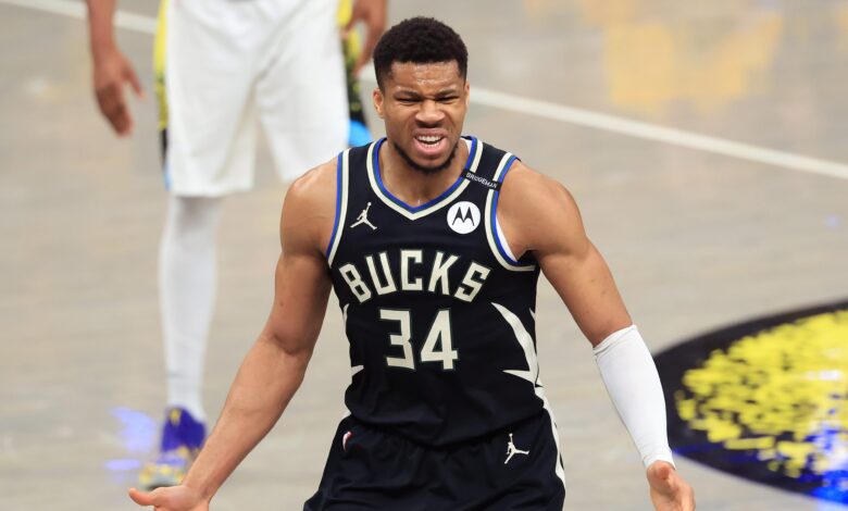 Who Is Giannis Antetokoumnpo? Learn More About The NBA Great Here – Hollywood Life Who Is Giannis Antetokoumnpo? Learn More About The NBA Great Here – Hollywood Life