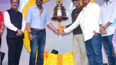 Ajay Devgn rings NSE bell on Akshaya Tritiya to promote Raid 2 : Bollywood News