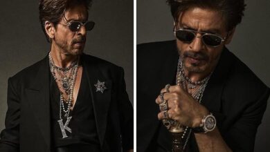 Shah Rukh Khan becomes first Indian male actor to walk the MET Gala red carpet; introduces himself to foreign media : Bollywood News