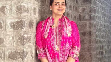 Shilpa Shirodkar tests positive for COVID; receives warm wishes from fans and co-stars : Bollywood News
