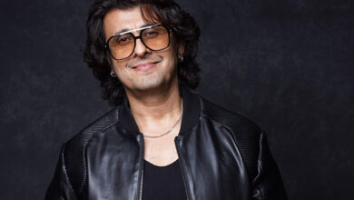 Sonu Nigam shuts down student who rudely asks him to sing in Kannada at Bengaluru concert : Bollywood News