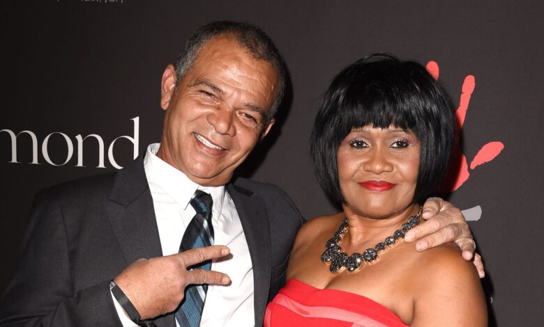 Her Late Dad Ronald Fenty & Mom Monica Braithwaite – Hollywood Life Her Late Dad Ronald Fenty & Mom Monica Braithwaite – Hollywood Life