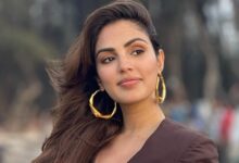 Rhea Chakraborty gets nod from court to fly abroad for professional commitments : Bollywood News