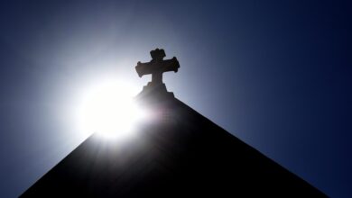 His Heart Failure & More – Hollywood Life