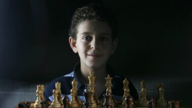 About the 29-Year-Old Chess Grandmaster – Hollywood Life
