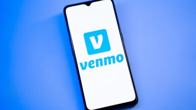 When Will Venmo Be Back Up? Here’s the App’s Status Amid AWS Outage – Hollywood Life
