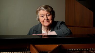 How Much Money She Made Before Death – Hollywood Life