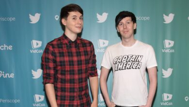 Who Are Dan Howell & Phil Lester? About the YouTubers’ Relationship – Hollywood Life