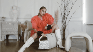 Polina Nioly’s Guide to Blogging Success – Hollywood Life