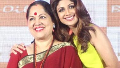 Shilpa Shetty’s mother Sunanda Shetty hospitalized; actress visits Lilavati Hospital : Bollywood News