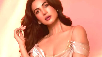 EXCLUSIVE: Sonal Chauhan to star in Mirzapur: The Film, her addition is expected to add another layer to the plot : Bollywood News