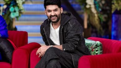 Kapil Sharma to return to Colors after 11 years in Laughter Chefs: Report : Bollywood News