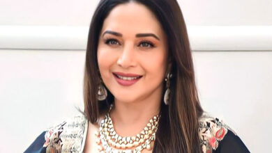Madhuri Dixit’s Canada show organisers clarify delay caused by miscommunication from her team: “This delay was entirely beyond the control of True Sound Live Ltd” : Bollywood News