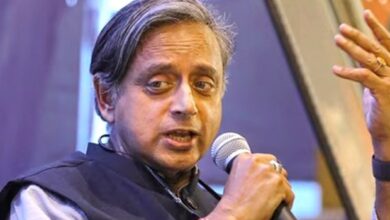Shashi Tharoor SLAMS I&B Ministry over withholding clearance for 19 films at IFFK : Bollywood News