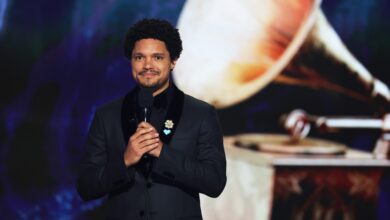 Where to Livestream the Awards Show – Hollywood Life