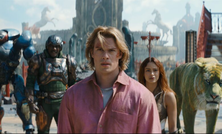 See Release Date, Cast & Trailer – Hollywood Life